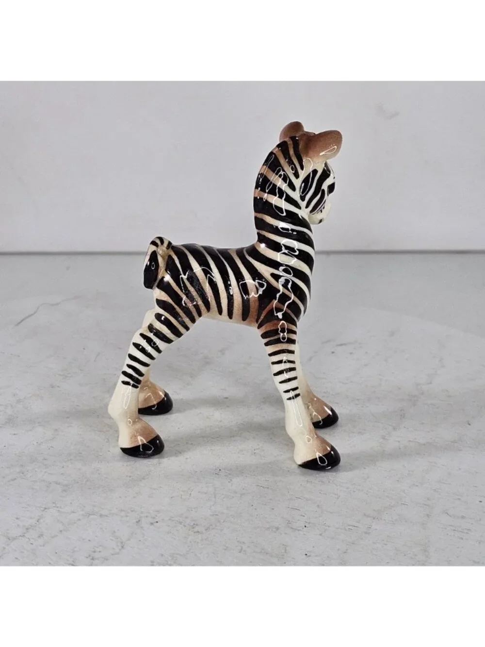 Vintage 1950s Hagen Renaker DW Zebra Baby Figurine Monrovia Ceramic *Repaired*